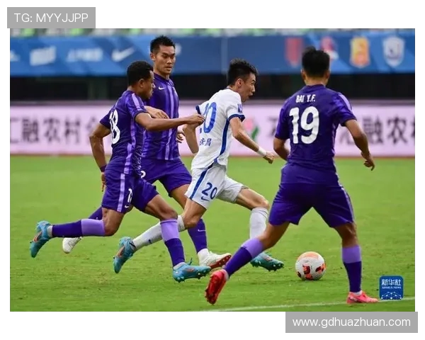 津门虎鏖战沧州雄狮强强对决引爆中超赛场激情